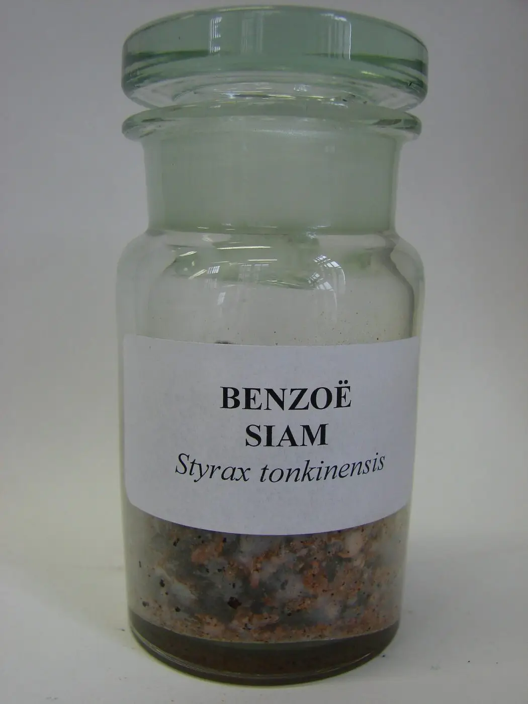 Siam Benzoin Resinoid — reference photograph
