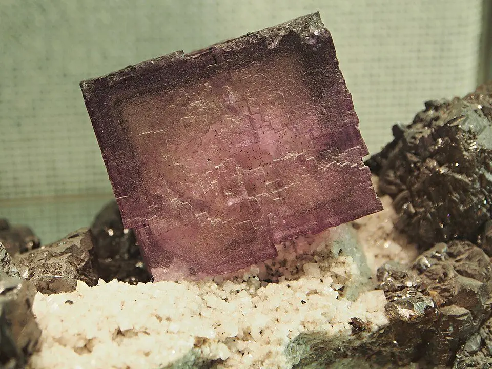 File:Fluorite on Sphalerite Specimen 2.JPG