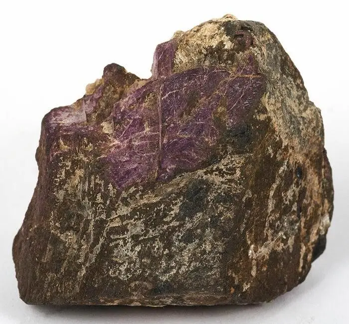 File:Purpurite-Tantalite-213095.jpg